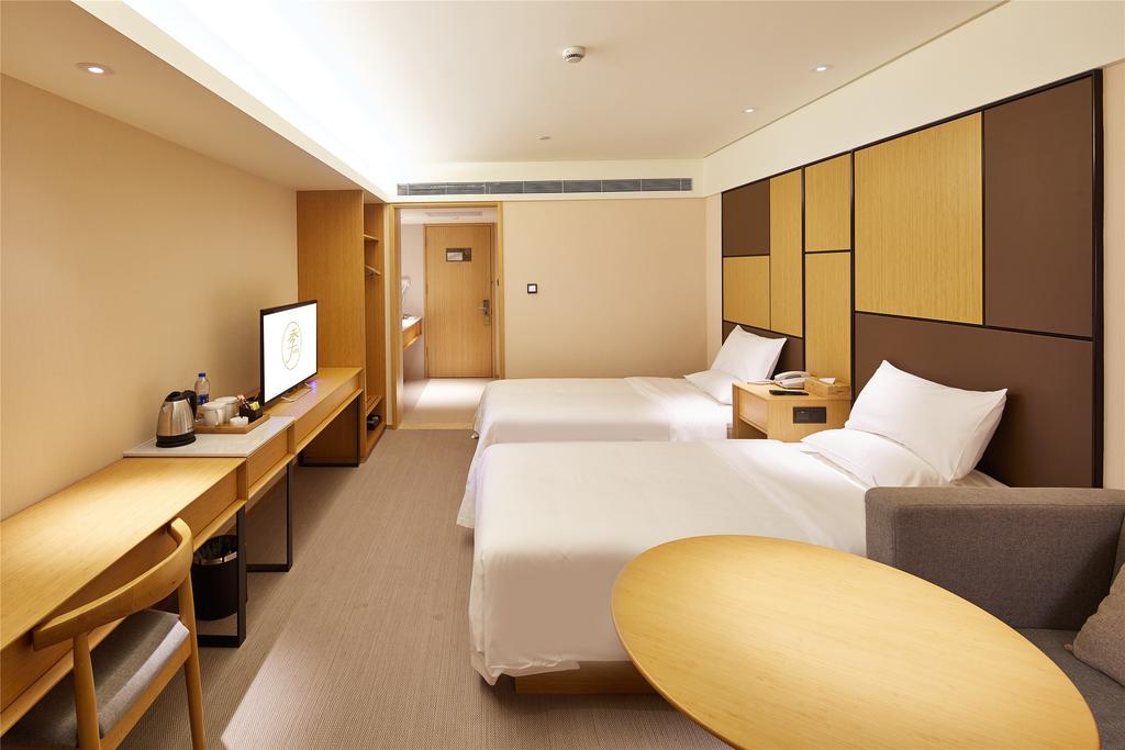 Ji Hotel Shanghai Xujiahui Exterior photo