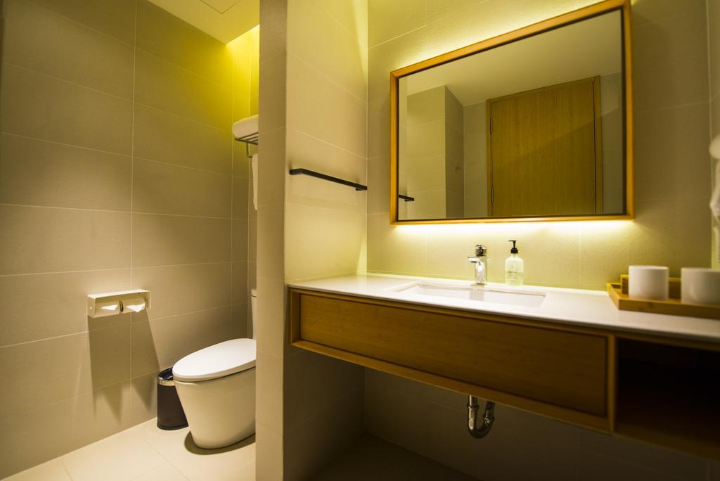 Ji Hotel Shanghai Xujiahui Exterior photo